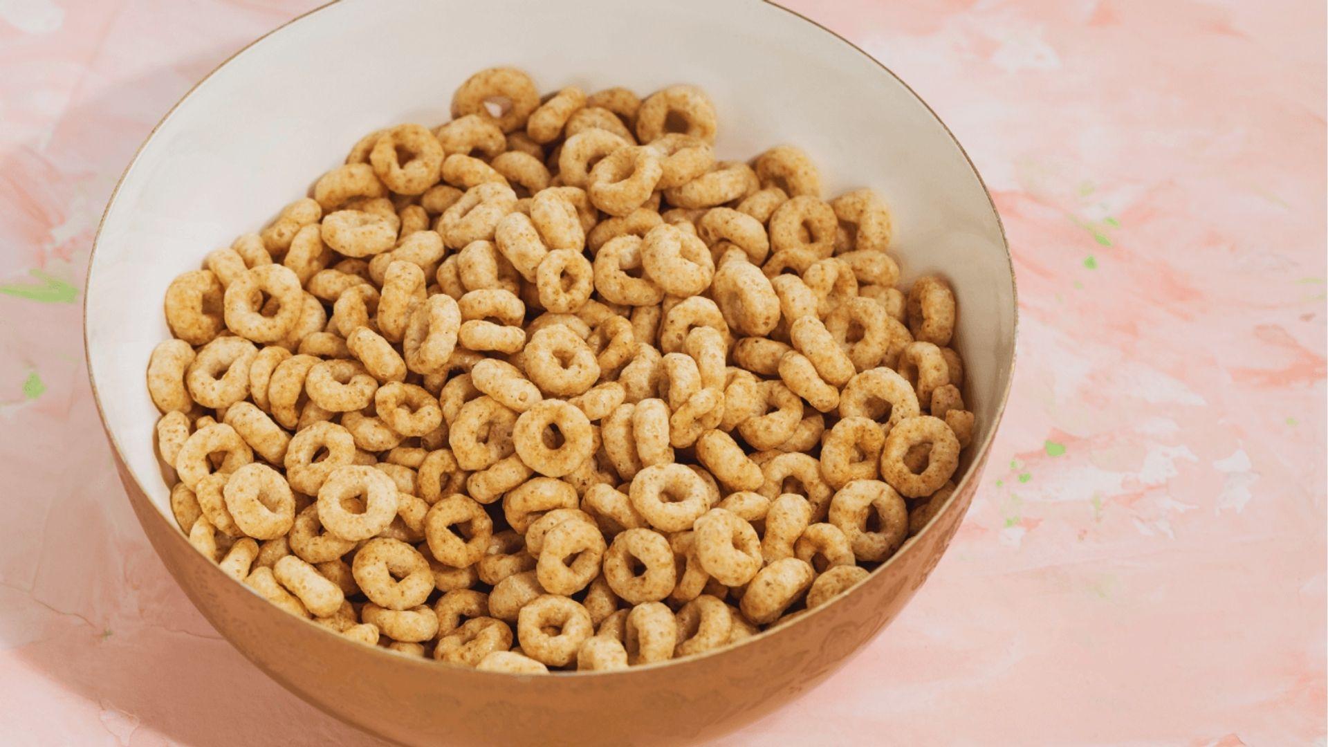 Close-up of a bowl of cheerios.